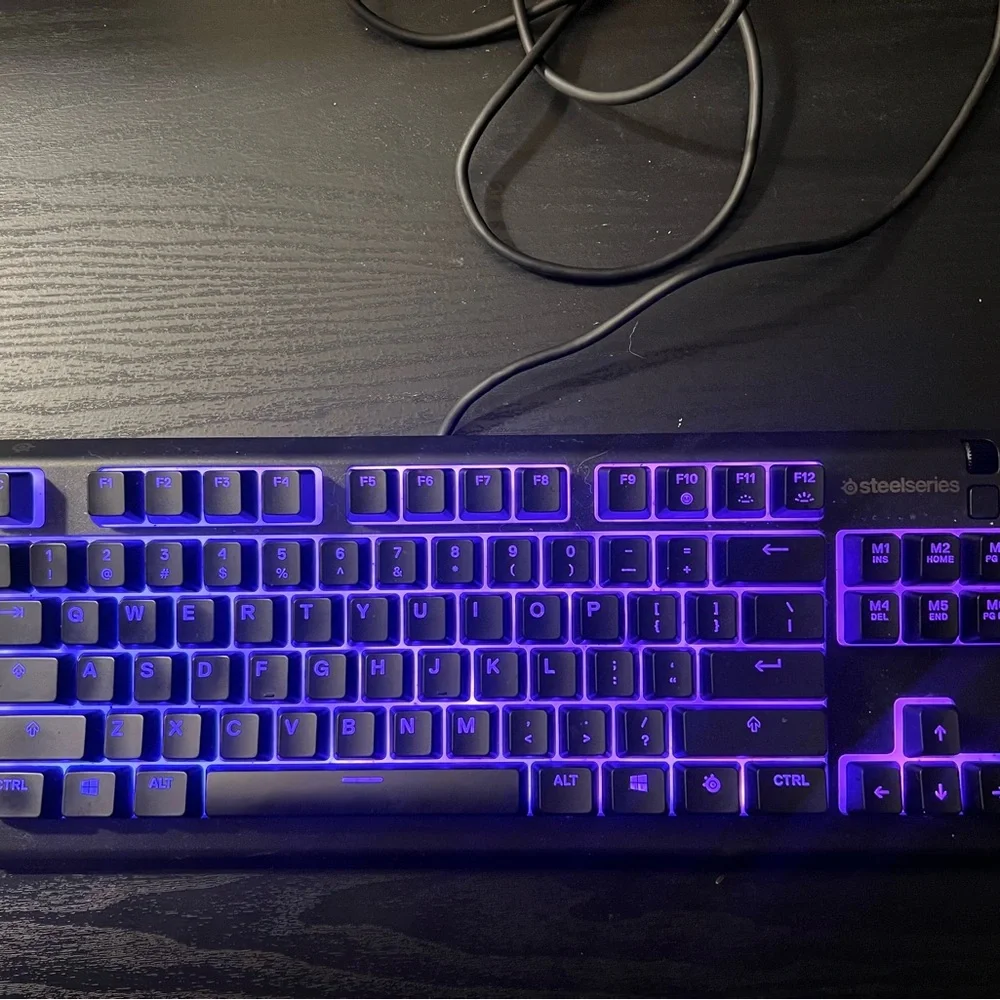Gaming Keyboard LED steel series